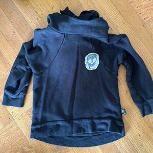 nununu hooded sweatshirt size 3/4